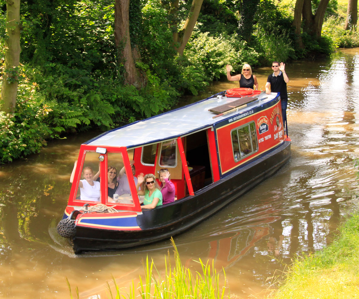 canal boat trip cheshire